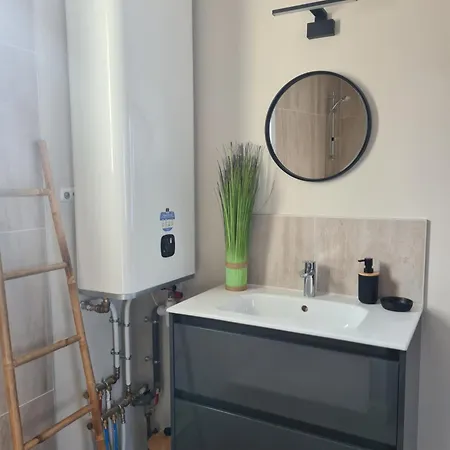 Maison Du Puy Avec Jardin Clos, 4 Min Puy Dufou