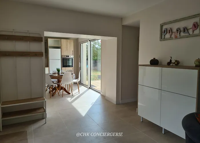 בית נופש Maison Du Puy Avec Jardin Clos, 4 Min Puy Dufou