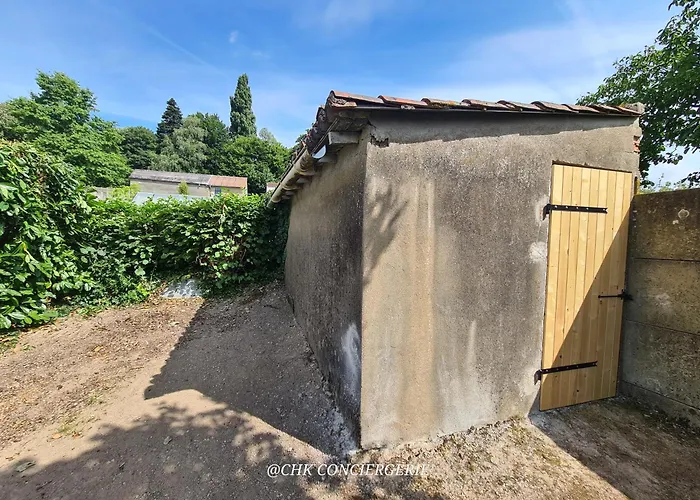 Maison Du Puy Avec Jardin Clos, 4 Min Puy Dufou בית נופש
